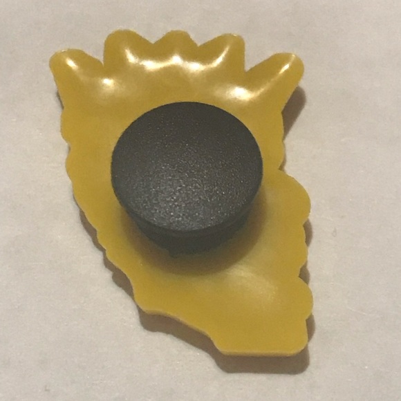 Croc charm jibbit, Lakers Labron James - Picture 2 of 3